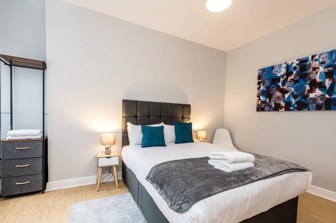 Superb Location, Lovely And Bright 2 Bed Apartment ลิเวอร์พูล ภายนอก รูปภาพ